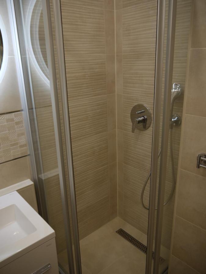 Vizparti Sas Apartman Siófok Exterior foto