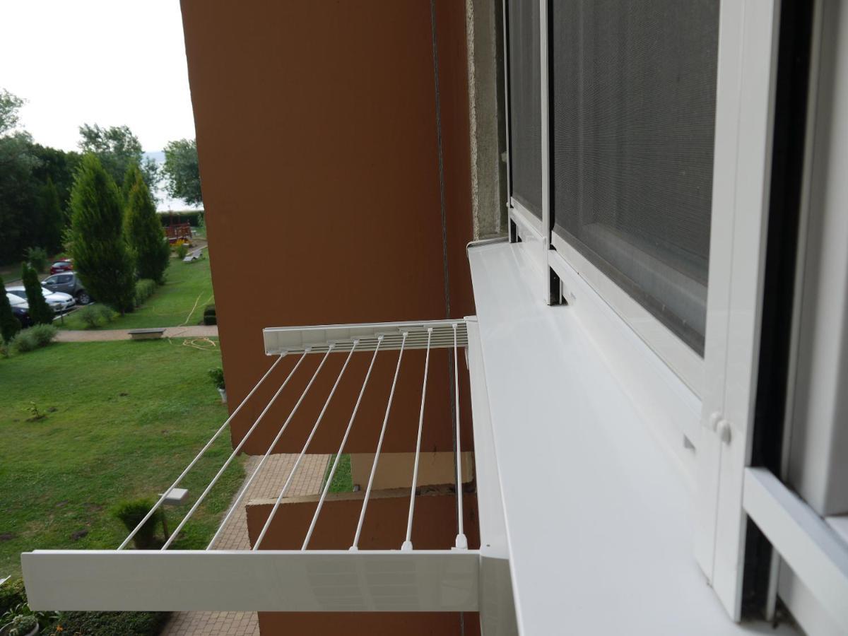 Vizparti Sas Apartman Siófok Exterior foto